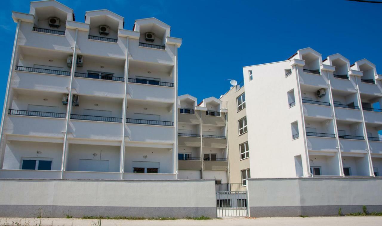 Apartment Quarko Kaštela Екстериор снимка