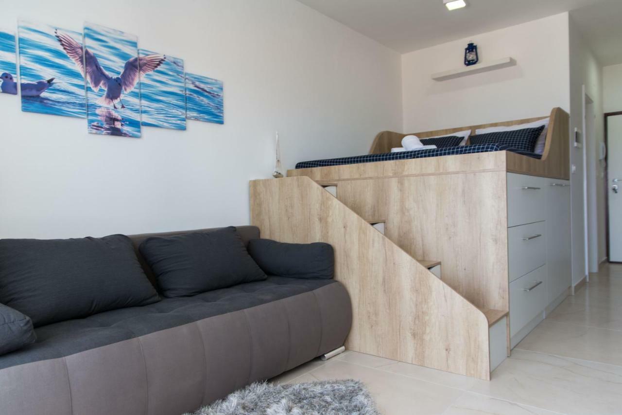 Apartment Quarko Kaštela Екстериор снимка