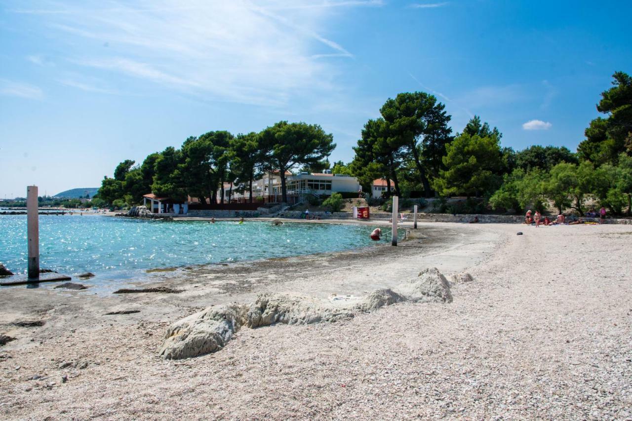 Apartment Quarko Kaštela Екстериор снимка